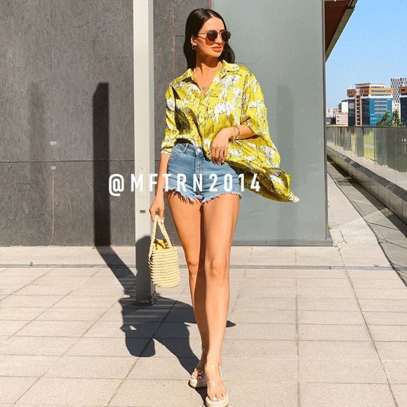 BLOGGER FAVE! ZARA Flowy Printed Button-Up Shirt - Picture 7 of 16